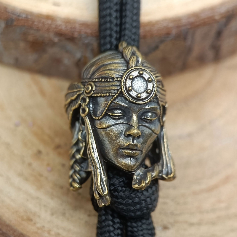 Paracord Survival Bracelet - Tribu guerrera femenina cuchillo de latón