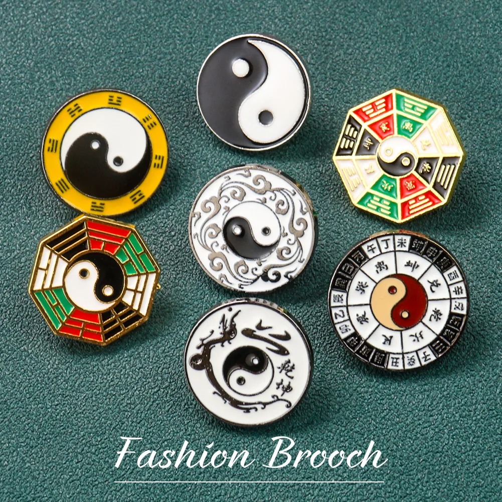 Broche de Metal con símbolo de - Hunting Outdoor Clothing reseña y precio
